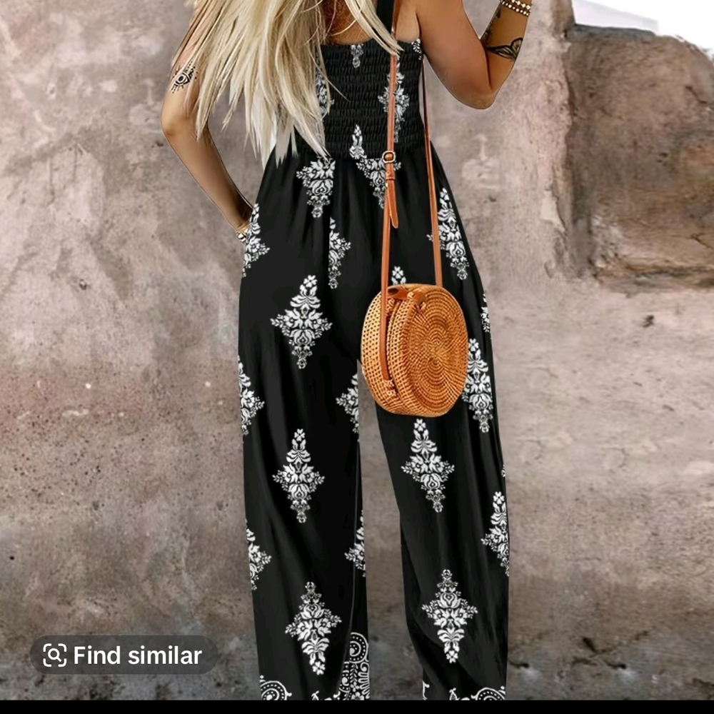 Black and White Patterned Jumpsuit - Picture 3 of 3